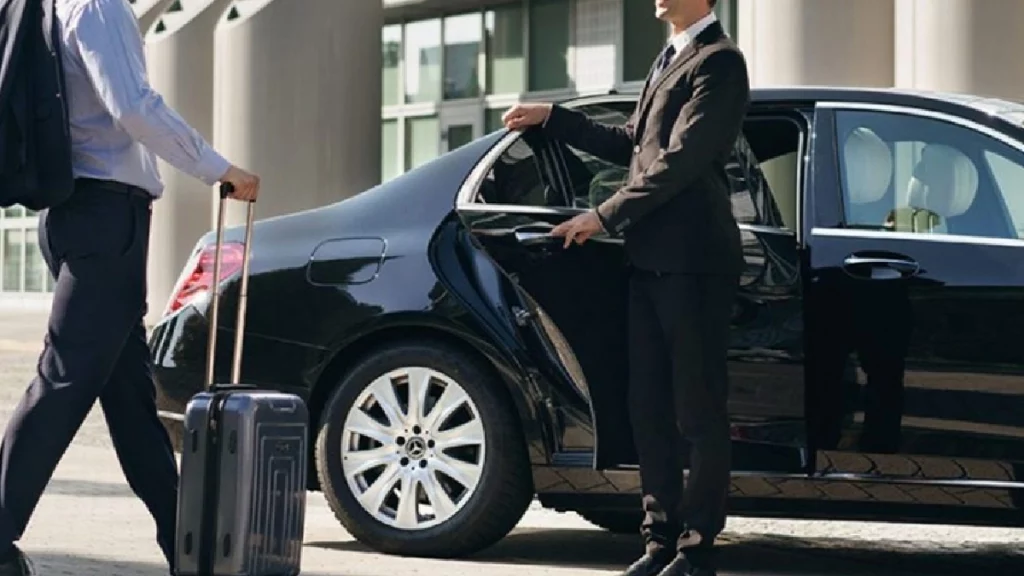 Casselberry to Orlando Airport Private Car Service