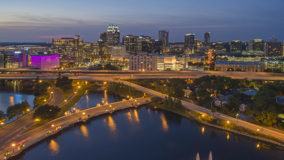 MCO Airport to Downtown Orlando Private Car Service