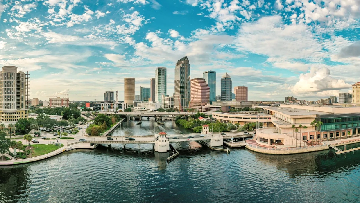 Limo Service Tampa FL Luxury Transfers